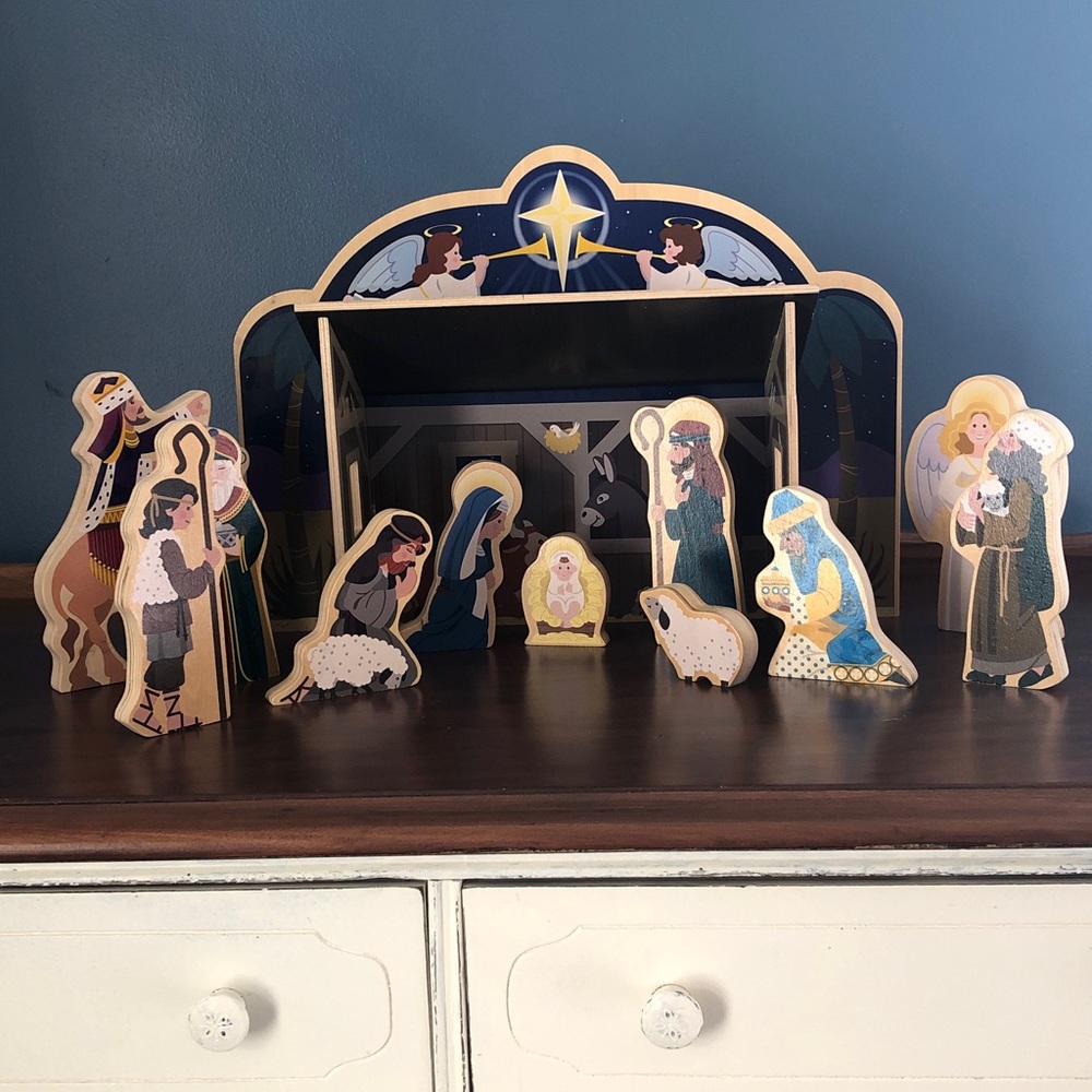 Melissa and Doug Wooden Nativity Scene Set with Blue and Gold Accents